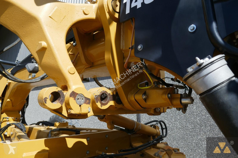 Grejder Caterpillar