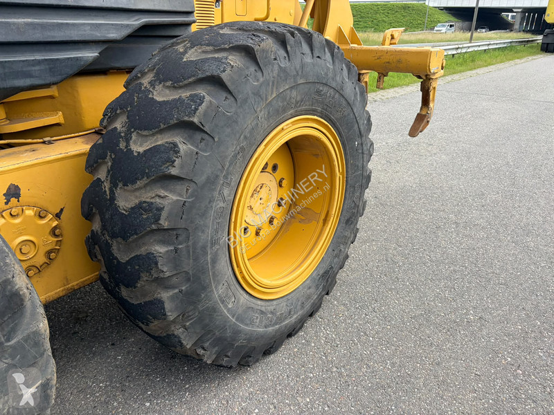 Grejder Caterpillar