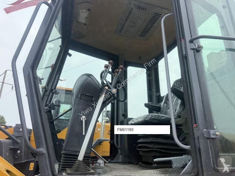Grejder XCMG GR180