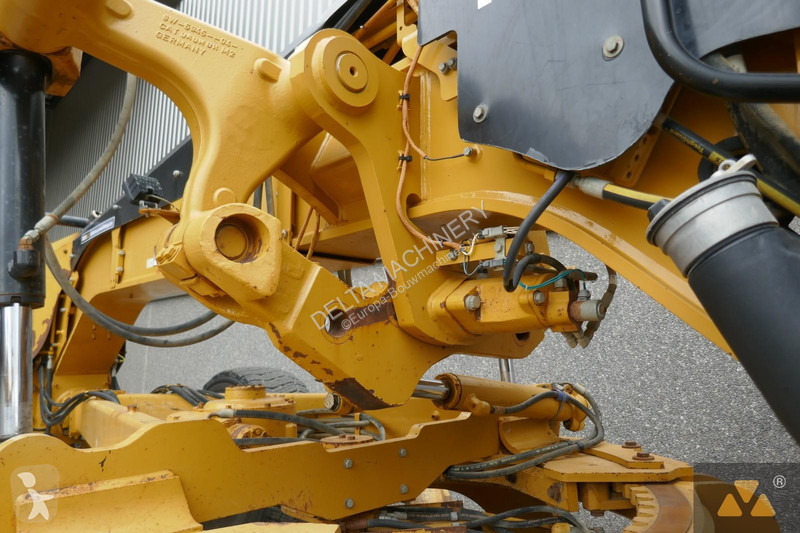 Grejder Caterpillar 14M