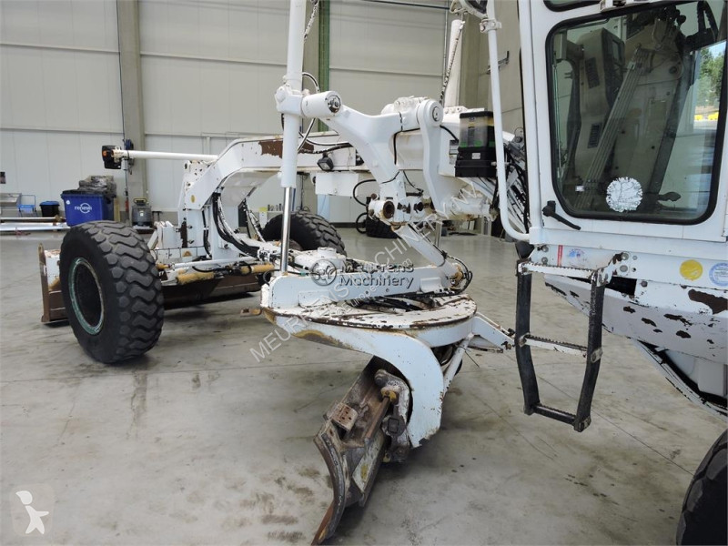 Grejder Caterpillar 12H