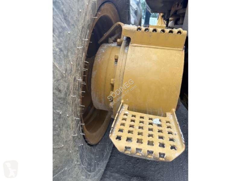 Grader Caterpillar