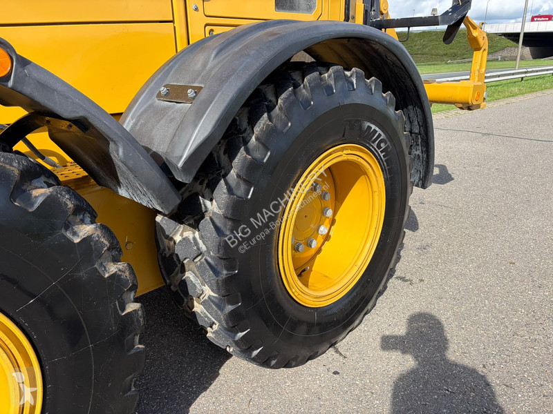 Niveladora Caterpillar 140 AWD 15A CE / TUV /...