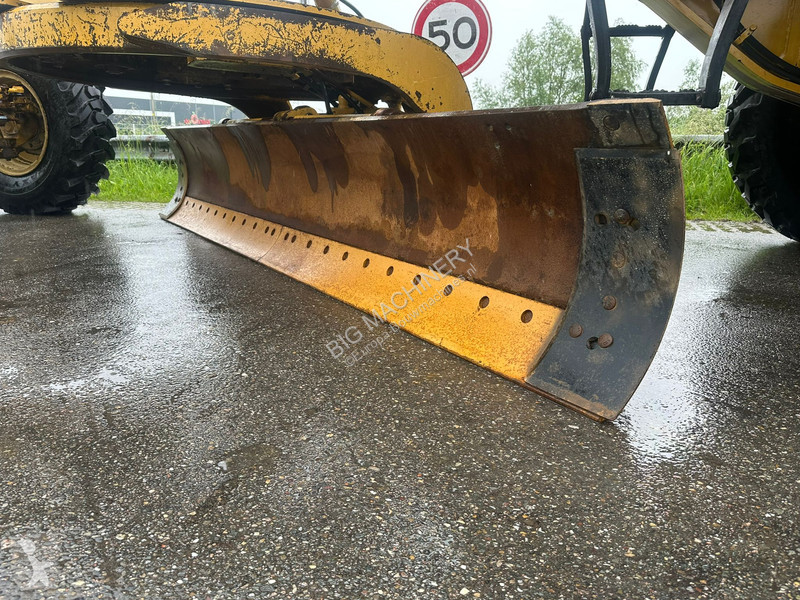 ممهدة طرق Caterpillar 120K | NEW TIRES