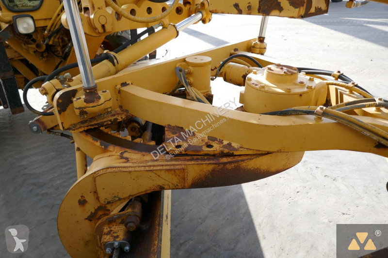 Niveladora Caterpillar