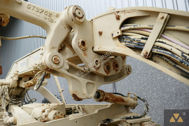 Niveladora Caterpillar Ex-army