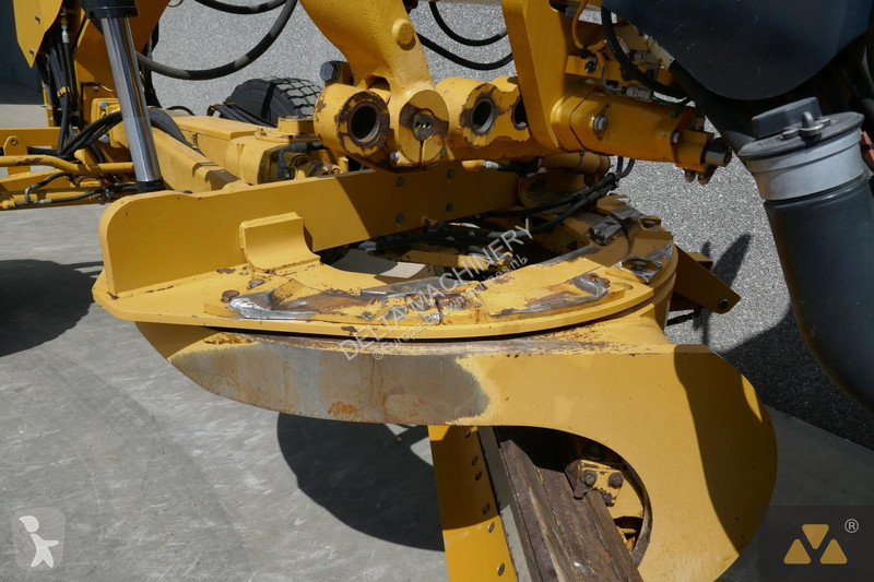 Niveladora Caterpillar AWD