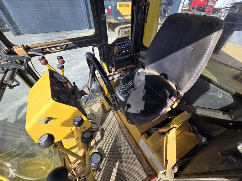 Planeringshøvl Komatsu GD521A-1