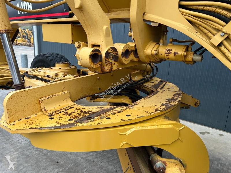 Grejder Caterpillar