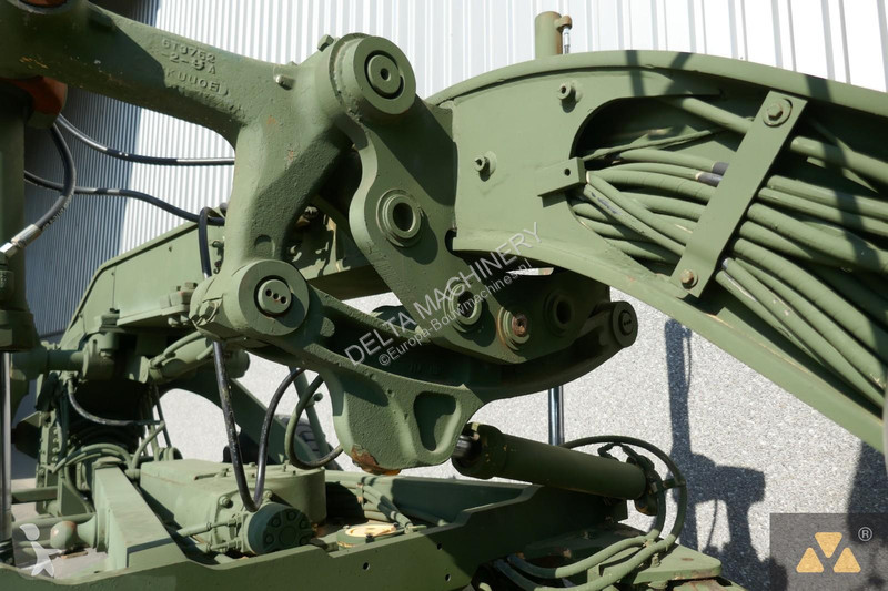 Grejder Caterpillar Ex-army