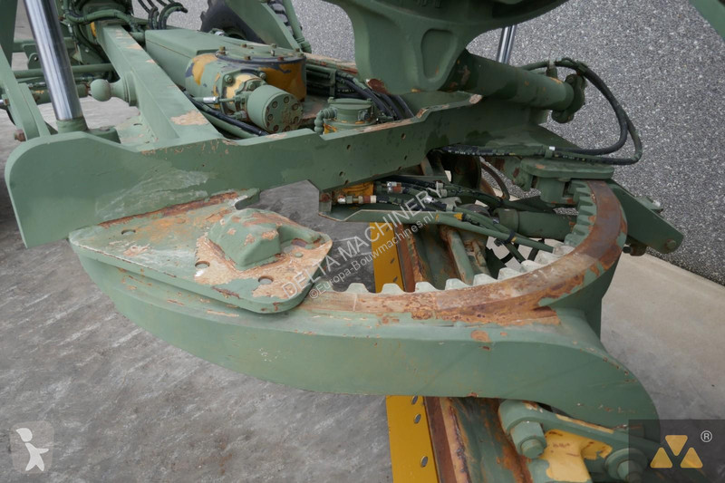 Niveladora Caterpillar Ex-army