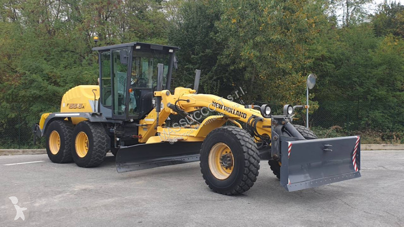 Niveladora New Holland F.156.6/A