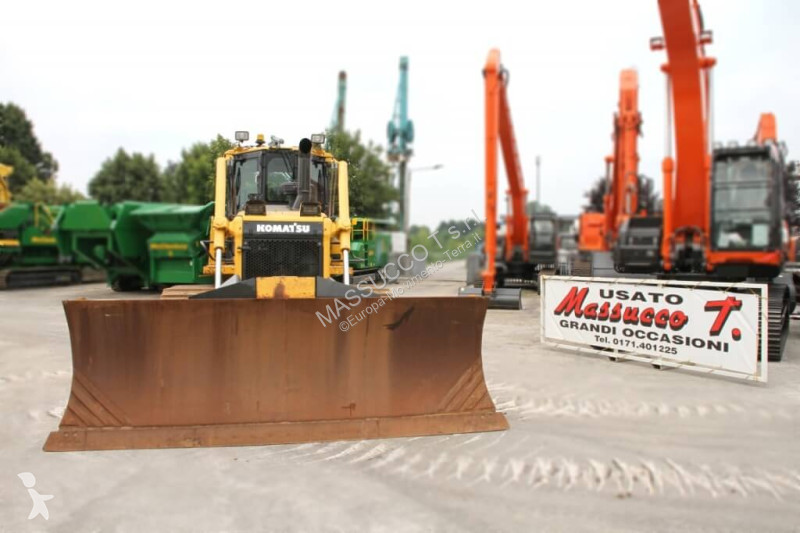 ممهدة طرق Komatsu D65WX-16