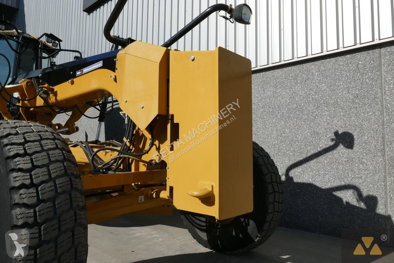 Grejder Caterpillar 160M