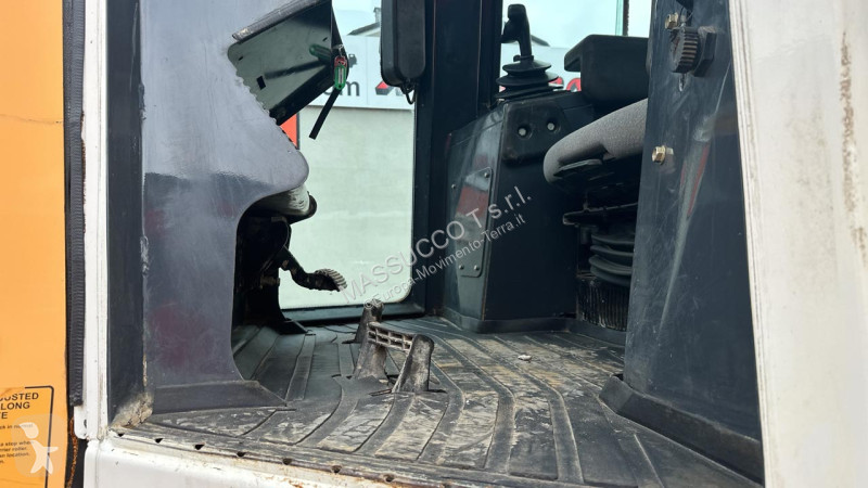 ممهدة طرق Liebherr PR 714
