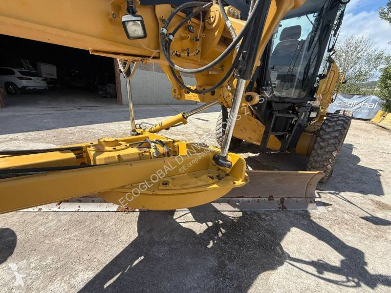 Grejder Caterpillar 12M3 AWD