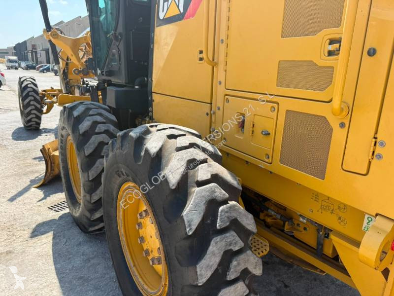 ممهدة طرق Caterpillar 12M3 AWD