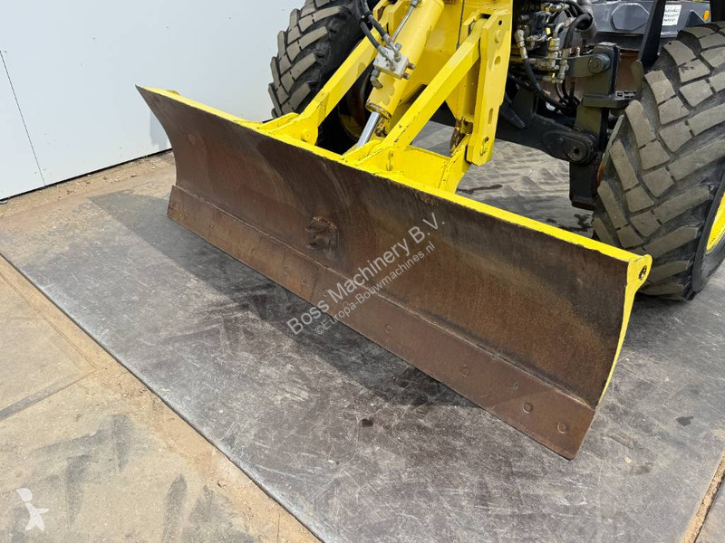 Niveleuse HBM BG160 TA-4 6x6 - Front Blade /...