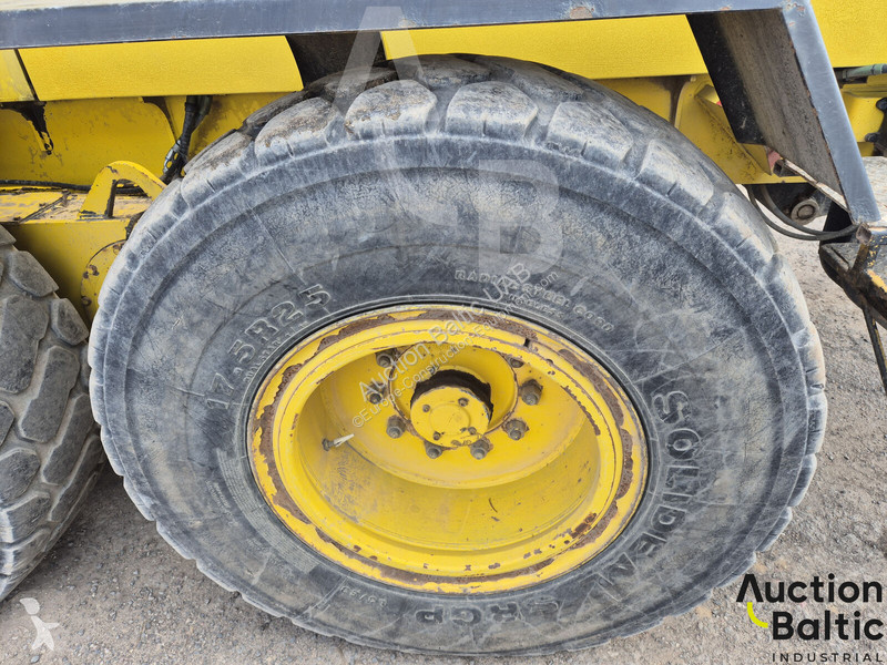 Грейдер XCMG GR215