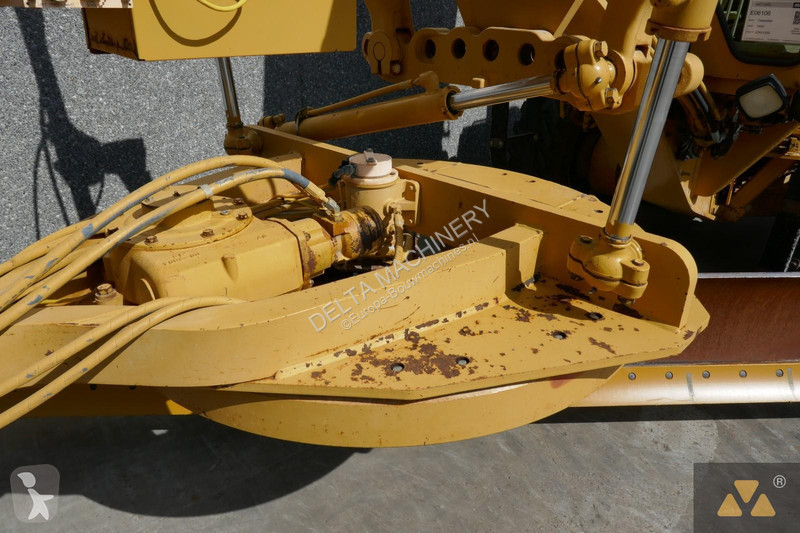 Grader Caterpillar