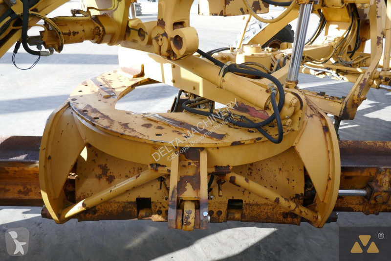 Niveladora Caterpillar