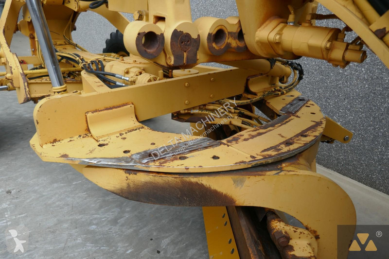 Grader Caterpillar