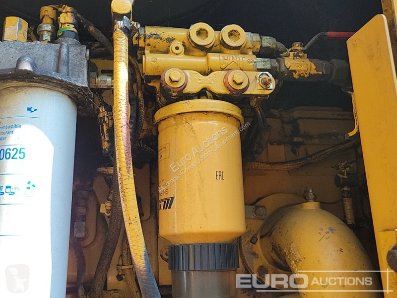 Grader Caterpillar