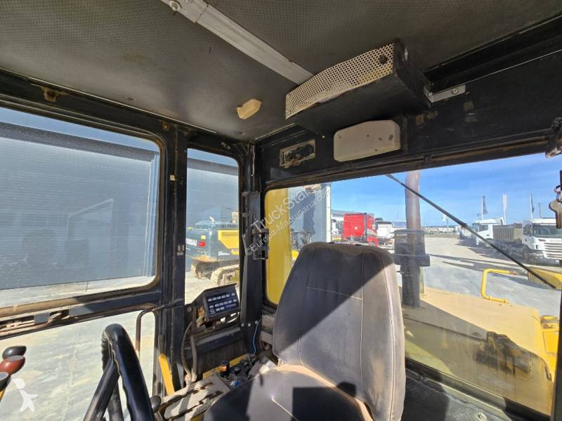 Planeringshøvl Komatsu GD521A-1