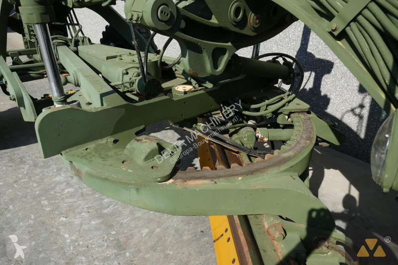Grejder Caterpillar Ex-army