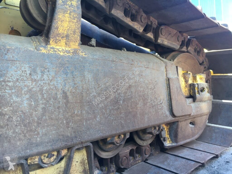 ممهدة طرق Komatsu D65WX-16