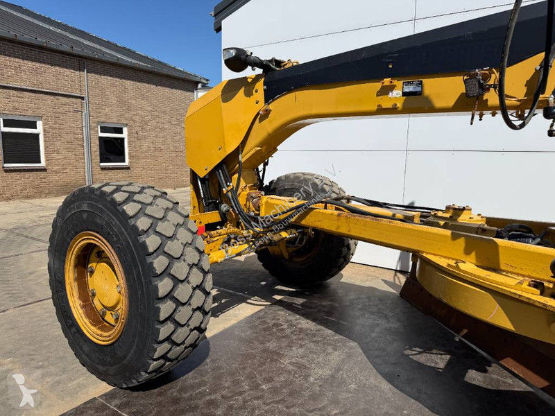 Grejder Caterpillar 160M AWD - 3 Tine Ripper /...