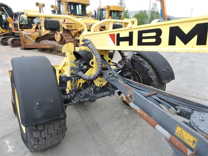 Niveleuse HBM BG110TA-4