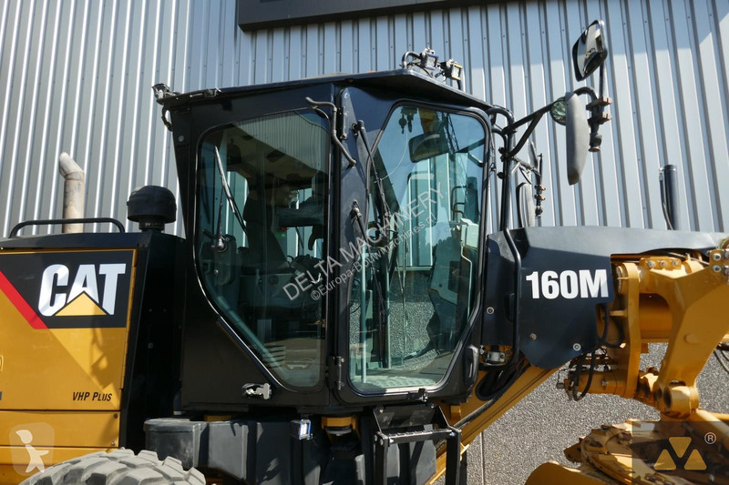 Грейдер Caterpillar 160M