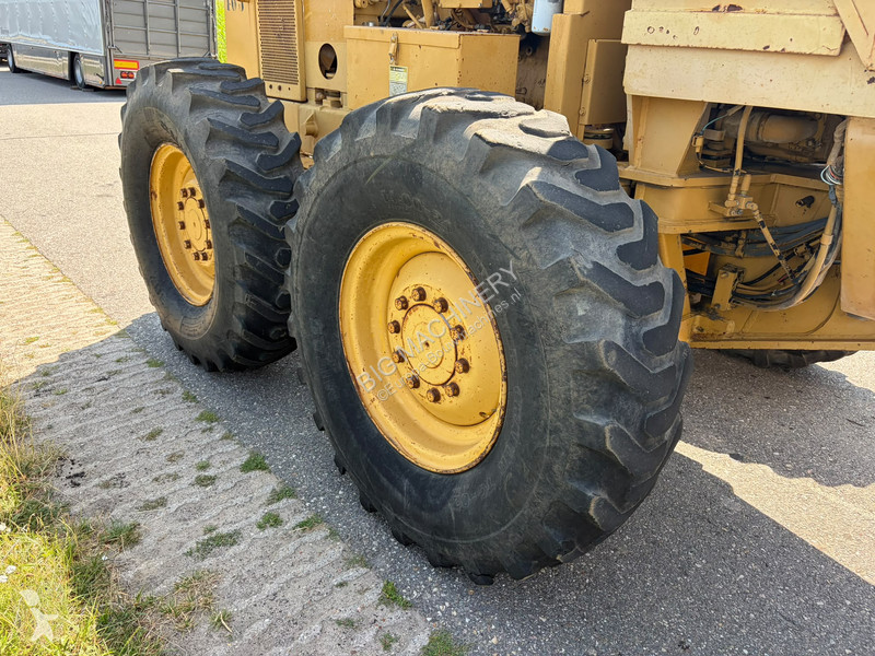 Grejder Caterpillar