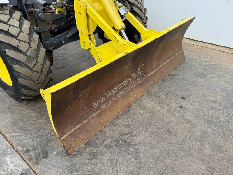Niveleuse HBM BG160 TA-4 6x6 - Front Blade /...