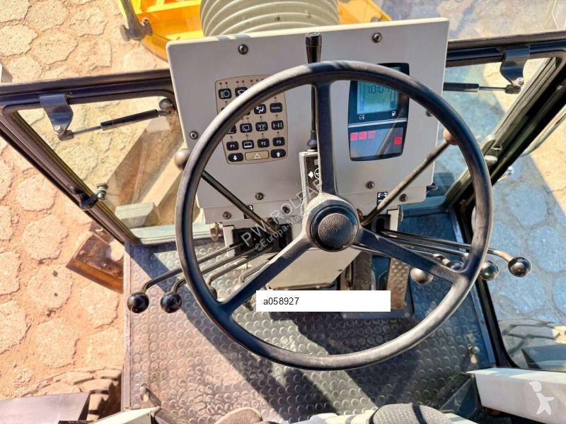 Грейдер New Holland F156.6 A