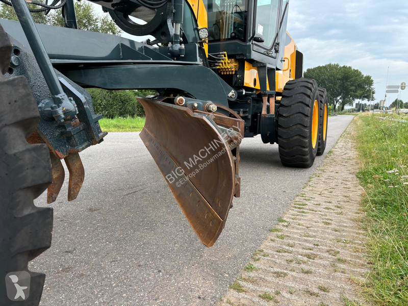 Vägskrapa Hyundai HG130