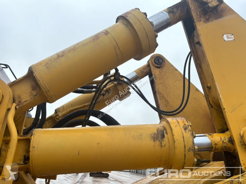 Grejdr Komatsu D475A-2