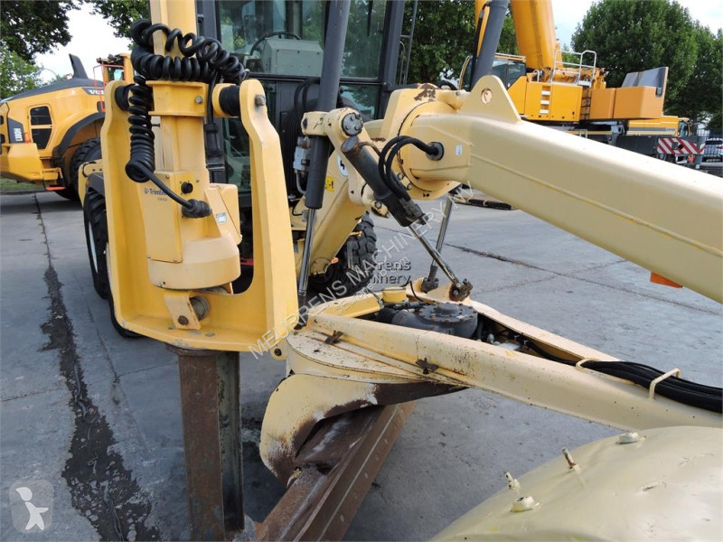 Planeringshøvl New Holland F106.6A