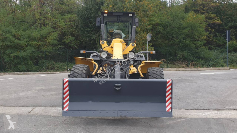 Niveladora New Holland F.156.6/A