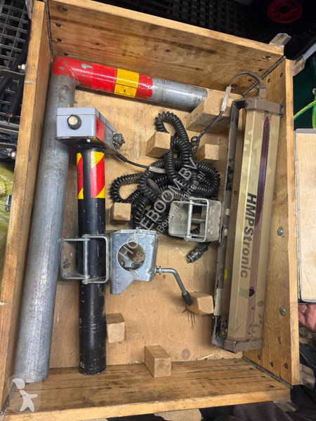 Grejder Caterpillar 160H INCL LEVELING SYSTEM
