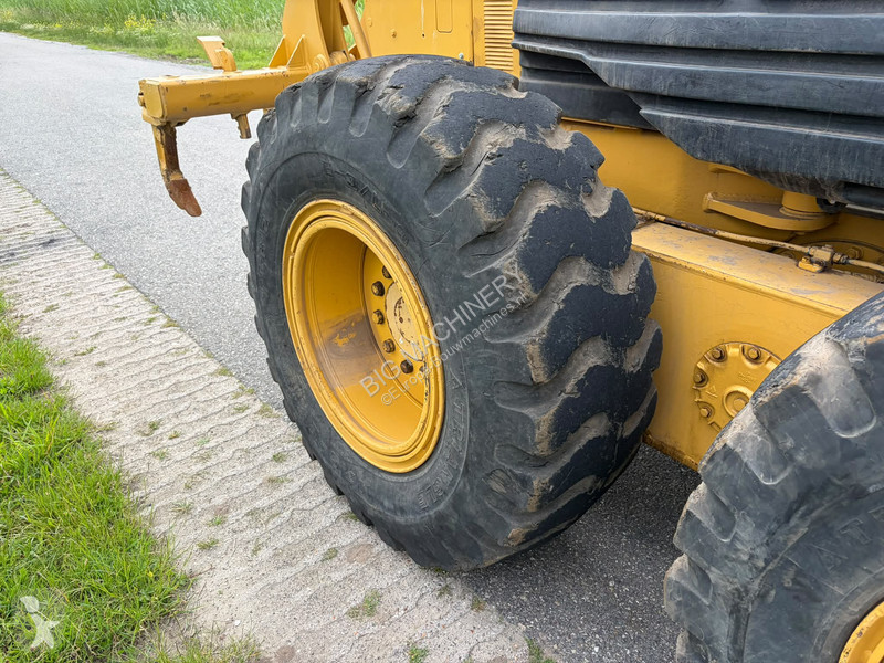 Grejder Caterpillar