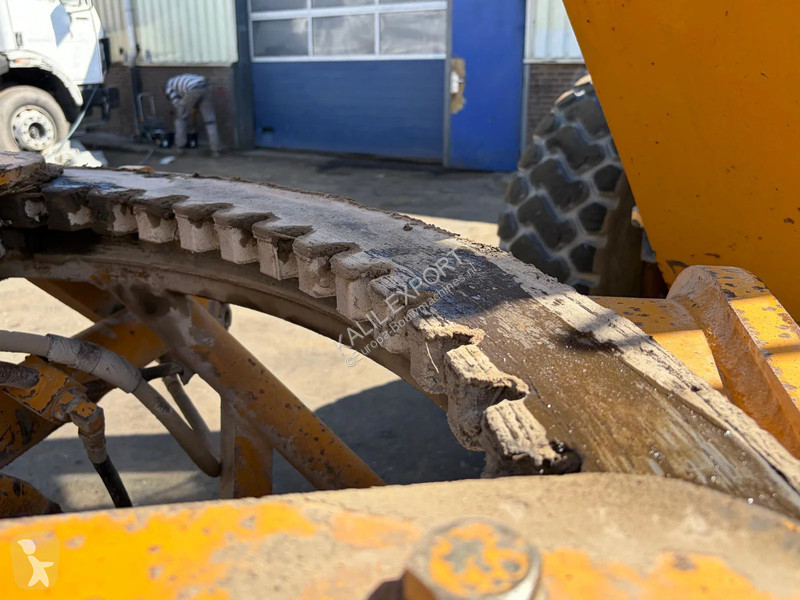 Niveladora Komatsu GD623A-1 - Grader with...