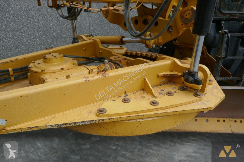 Grejder Caterpillar 14M