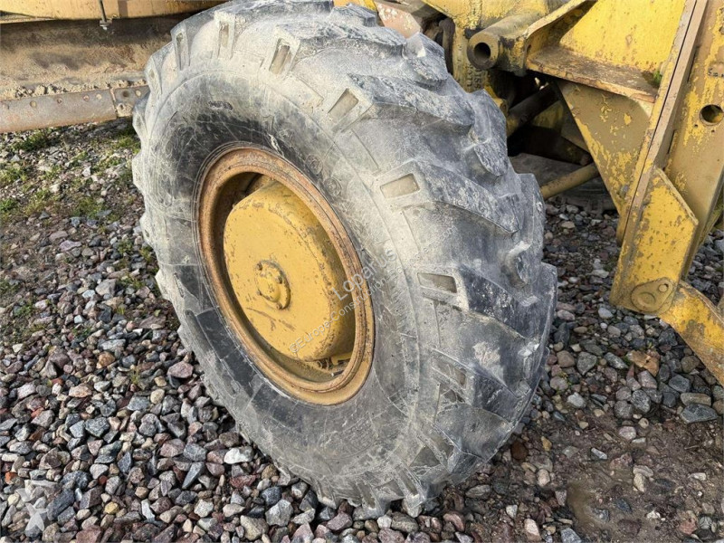 ممهدة طرق Volvo VHK-118