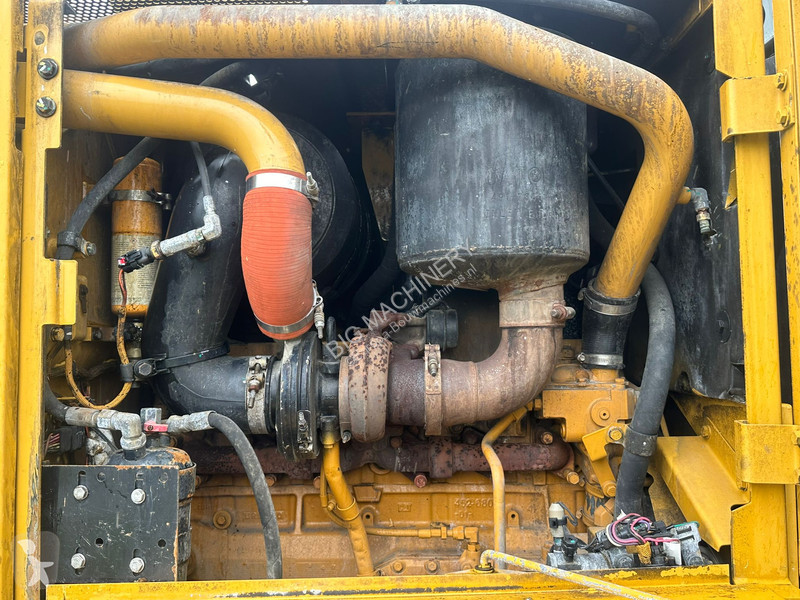ممهدة طرق Caterpillar 120K | NEW TIRES
