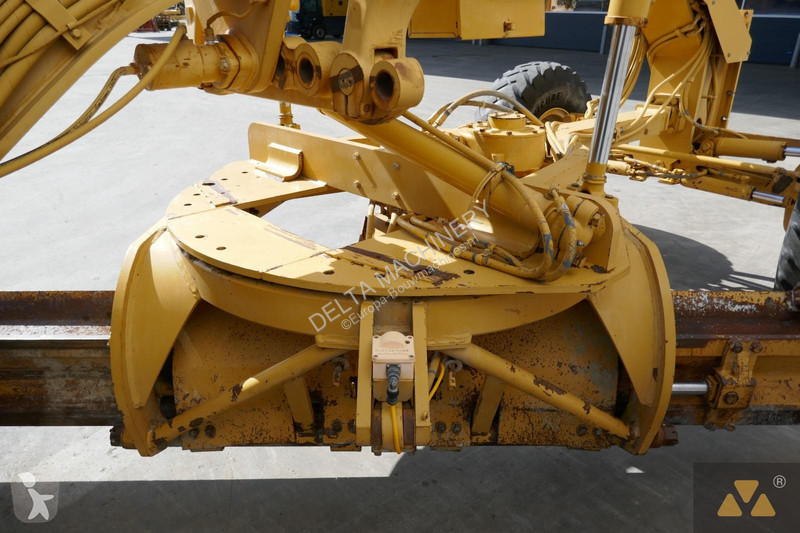 Grader Caterpillar
