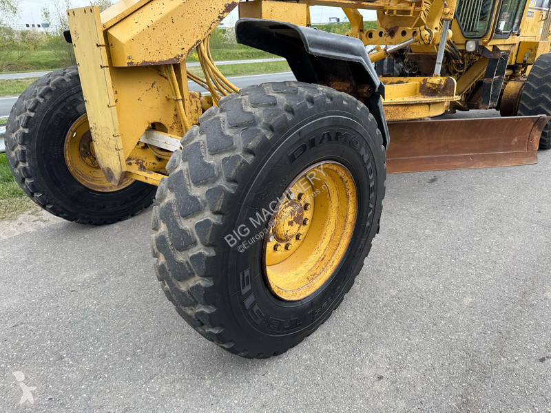 Niveladora Caterpillar 3306 engine