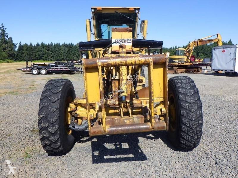 Grader Caterpillar