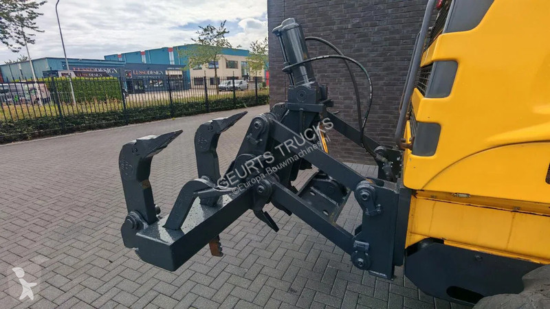 Planeringshøvl New Holland RG 200 B MOTORGRADER...